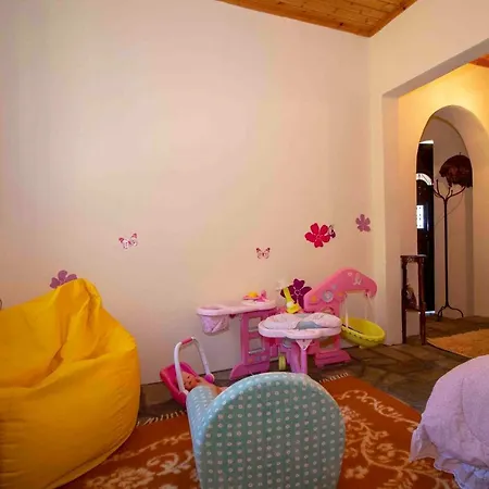 Laconian Collection # Serveika House # Kastorion